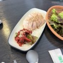 백운 PC | [백운호수 맛집] 백운 메밀 내돈내산 추천 후기- 수육, 만두와 함께 즐기는 메밀막국수, 호수뷰 창가석...