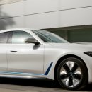 bmw i4 edrive 40 가격 이 차량에 관심 있다면 이미지