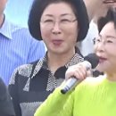 94세 이길여 총장, 꼿꼿허리-풍성한 머리…“애기들~ 스트레스 발로 차 버려” 이미지