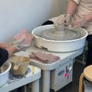 차근 차근 옷 만들기(야간) | 서울 홍대 도자기공방 포트링 아이랑 만든 스누피 개구리 접시 후기