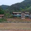 하늘빛호수 이미지