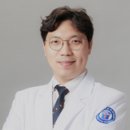 미술관에 간 해부학자 이미지