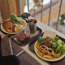 본가신방점 | 천안 대형 베이커리카페 좋은아침페스츄리 크리스마스 카페