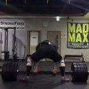 웨게 정회원 흑형님의 215kg deadlift 이미지