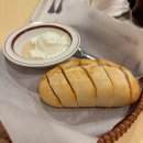 씨제이 올리브영 건대입구점 | 건대입구역 카페 오캄 ㅣ 생크림케이크, 카이막 맛집 솔직 후기