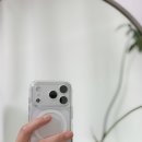 11650-17-2-3 | 아이폰 17 프로, 개봉하자마자 장착한 파손 대비 기본템