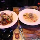 윤배살롱 이미지