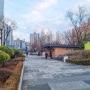 평화공원 공중화장실 이미지