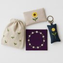 손끝에서 피어나는 프랑스 자수 이미지