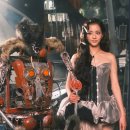 지수 'CLICK' 차트 석권? 그 뒤 가을 패션이 품은 비밀