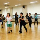 라인댄스 (중급) 이미지