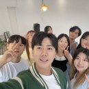 통통 튀는 통기타 연주 이미지