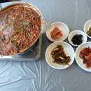 충남 예산 맛집 추천 대흥 예당저수지 의좋은형제공원 근처 대흥중고 앞＜호반식당＞ 붕어찜(민물고기매운탕) 이미지