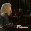 코 끝 시린 연말, 떠오르는 Jazz 피아노 곡 Carla Bley - Lawns 이미지