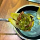 미소 먹으면 돼지 이미지