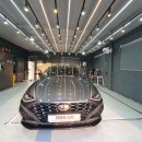 차 닦는 신사 이미지