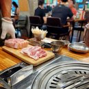 잔칫날국수 | [광진] 광장동 팔월잔칫날 - 도톰한 돼지고기가 땡길 때 맛집