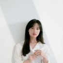 배우 김지원 새 프로필 비하인드 컷.JPG 이미지