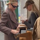 서프라이즈PC | 베벌리힐스 아니고 홍대입니다! 예고 없이 서울에 뜨는 할리우드 스타들