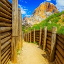 이탈리아 친퀘토리: 감탄을 자아내는 돌로미티 절경 (4K) 이미지