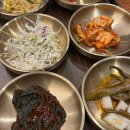 호기심 고양이 공작소 이미지