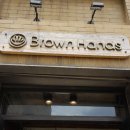브라운핸즈 이미지