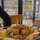 마석1리 (내촌)   마을회관 | 남양주 마석 맛집 가을숲다람쥐 수제 굴림만두 전골 도토리면 가족 외식 식당