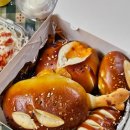 송리단길 카페 라라브레드 신메뉴 원조통닭빵 먹어본 후기!