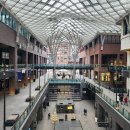 웰마트 | 토론토 다운타운 더 웰(The Well) 겨울 스케이트장 풍경 &amp; 인디고(Indigo) 서점 나들이