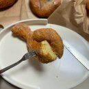 익산동산동맛집:: 찹쌀의 마법사, 자가숙성반죽&amp;천연 식용유! 손이 계속 가는 찹쌀꽈배기+잡채고로케+팥...