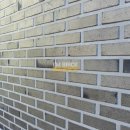 은빛 비치는 돌 이미지