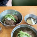 [편식주의자의 미식여행] 양평서 4代째 깊은 맛 냉면…숯불향 가득 닭갈비 이미지