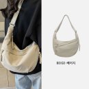 반달패션 | 여행부터 데일리까지! 요즘 핫한 반달 크로와상백 리얼 후기 정리