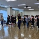 시니어모델워킹 이미지