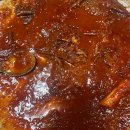 냥이 많은 식탁 이미지