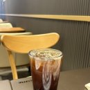 이디야커피용봉비엔날레점