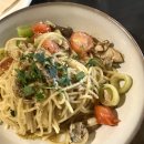 누메로 | 성수 맛집 누메로뜨레쓰 후기 :) 생면 파스타 피자 성수 데이트 추천