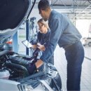 자동차수리중 이미지