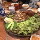 종가할머니보쌈 | 신림 맛집 추천｜따뜻한 화로 보쌈 족발, 쟁반 막국수 구수한 시레기국까지 완벽했던 종가할머니보쌈