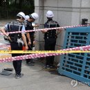 청주 고교서 70대 경비원 철문 깔려 숨져 학교 관리책임 조사 기사 이미지