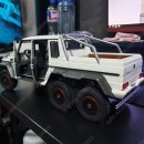 1/18 오토아트 g바겐(g63 amg) 6x6 무광흰색 팝니다 이미지