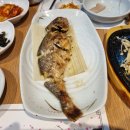 돌섬앞바다 이미지