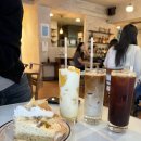 피피나인 - 강남구 도산대로 446 | 송리단길 청첩장 모임 :: 꽃과 레터링 케이크까지 챙긴 하루