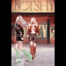 ITZY 류진의 'Not Shy' 춤선 이미지