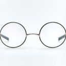 스키드 안경원 이미지