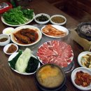 돌솥한정식 이미지
