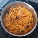 라면이랑 우동 이미지