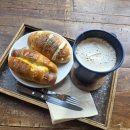 커피안녕 | 합정카페 추천 합정 베이커리 소금빵 맛집 커피폴리 후기