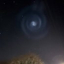 Kiwi stargazers left in awe after spiral spotted in night sky 이미지