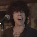 LP - Lost On You (Live) 이미지